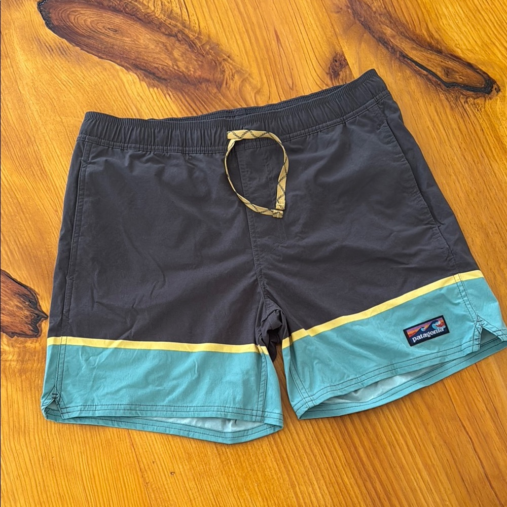 Patagonia Men's Swim Shorts - Grey and Aqua Green